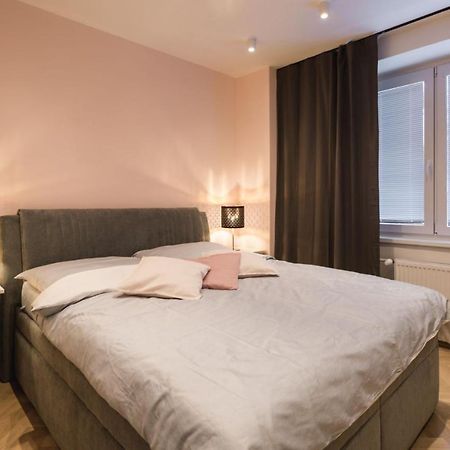 Flexihome Sk - Tolsteho - Free Parking On The Street - 2 Bedrooms Кошице Екстериор снимка